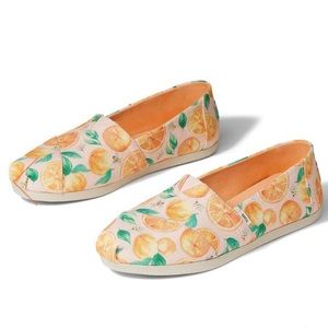 Pink citrus 🍊TOMS